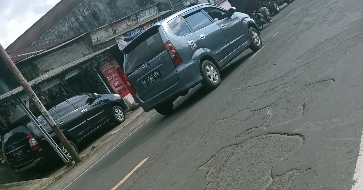Jalan Labuan Bajo Menuju Kota Ruteng Kembali Disorot, Publik Menanti Perbaikan Lewat Anggaran Pemeliharaan